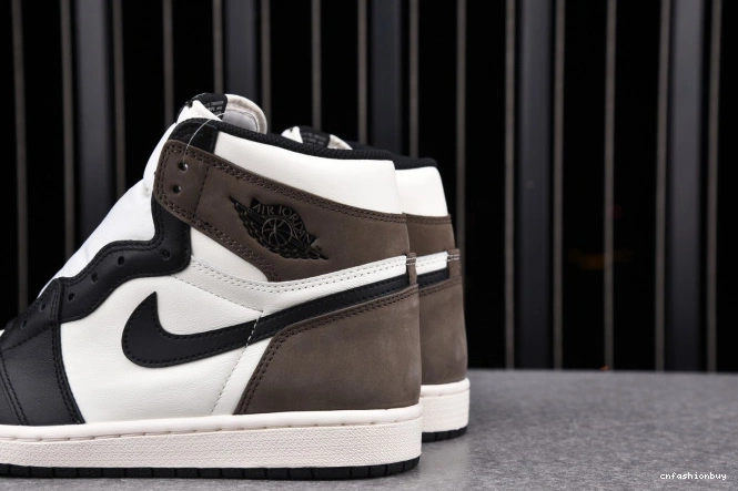 DARK JORDAN RETRO AIR 1 MOCHA HIGH 555088-105 0910